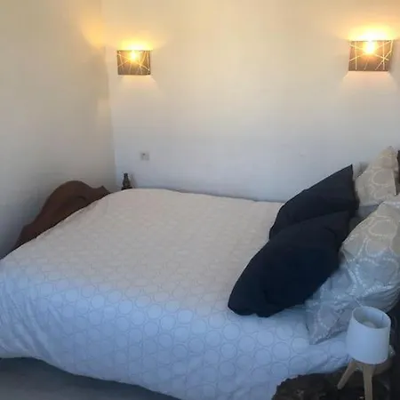 Les Micocouliers - Spacieuse Maison,4chambres ,avec Jardin- Parking -wifi * Beziers